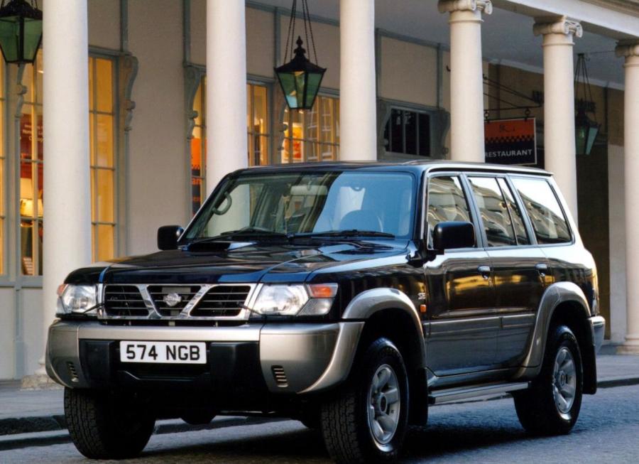  Nissan Patrol GR 5-Door 1997 года  (UK) (фото 5 из 10)